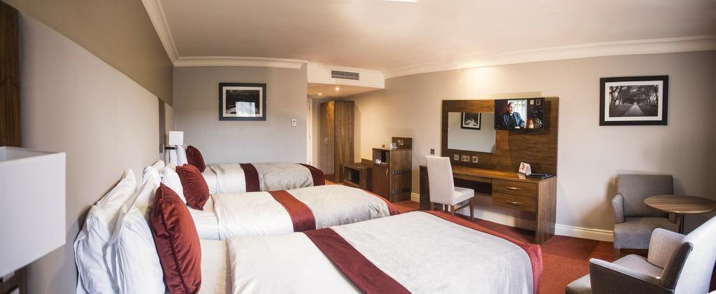 Canal Court นิวรี ภายนอก รูปภาพ