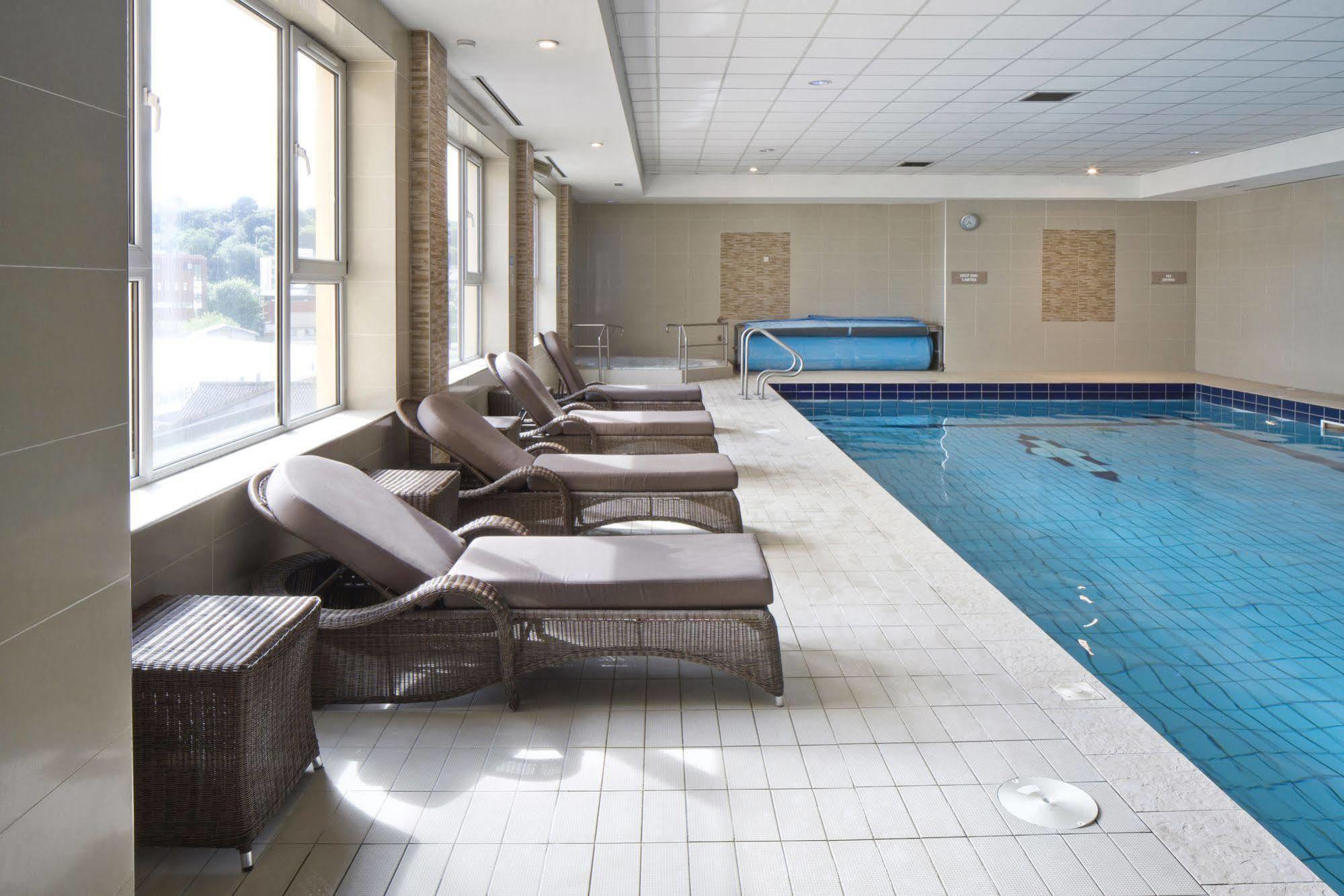 Canal Court นิวรี ภายนอก รูปภาพ